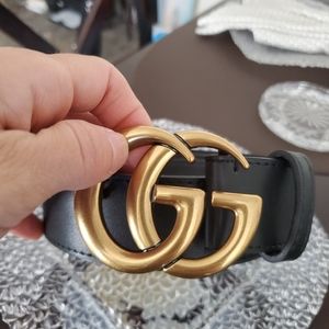 Gucci wide leather double G belt